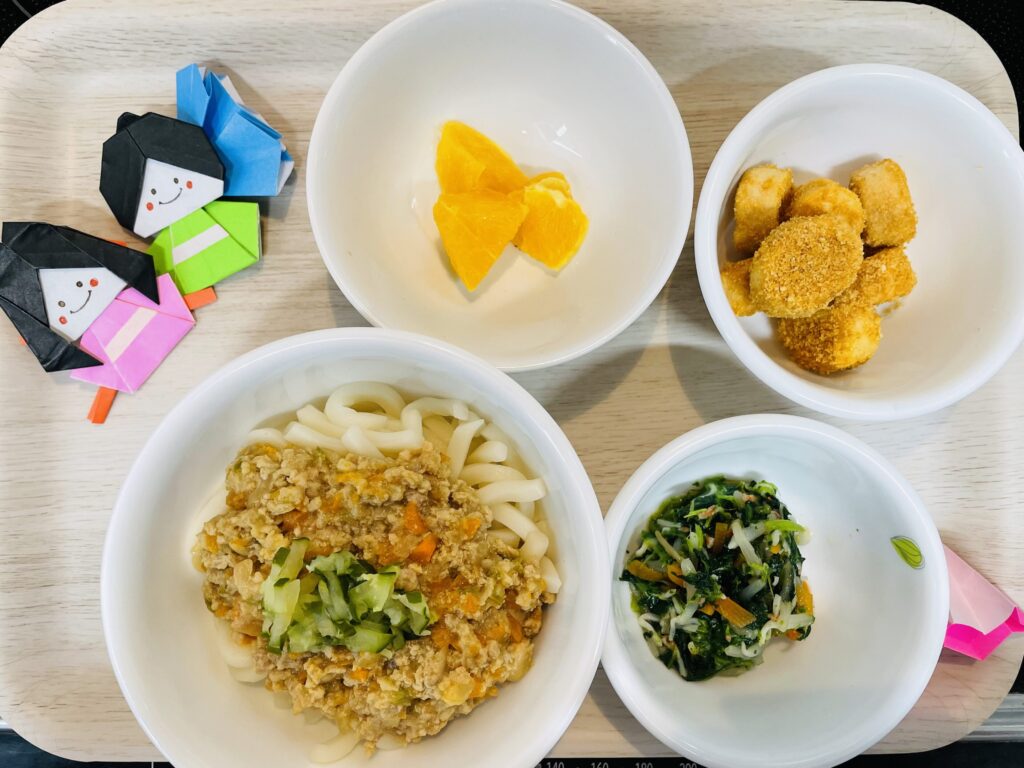 ジャージャー麺風うどん ナムル おやつ おふラスク