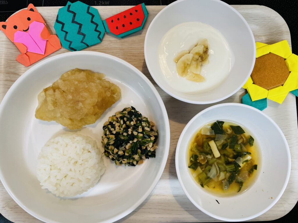 魚の揚げ煮 納豆和え おやつ バナナヨーグルト