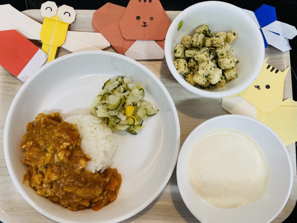 ハヤシライス キャベツサラダ おやつ 豆腐のコロコロ揚げ